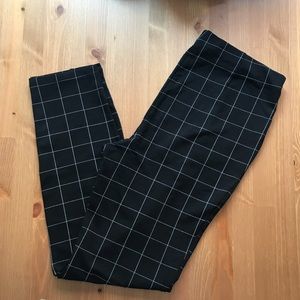 Forever 21 Grid Leggings Size XL